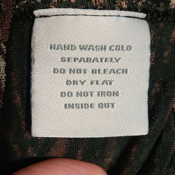 East 5th animal print shimmer top - Picture 7 of 8